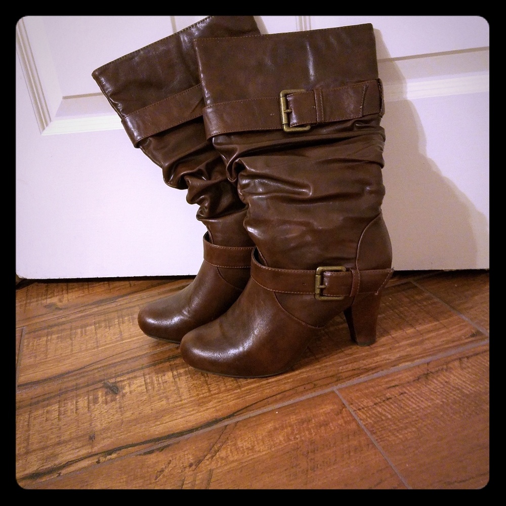 Steve Madden / Madden Girl brown boots